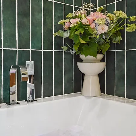 Lejlighed Lavie Maison Ac & Hot Tub