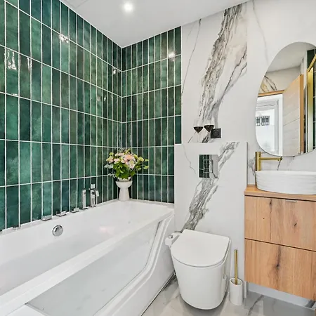 Lavie Maison Ac & Hot Tub *