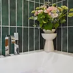 公寓 Lavie Maison Ac & Hot Tub